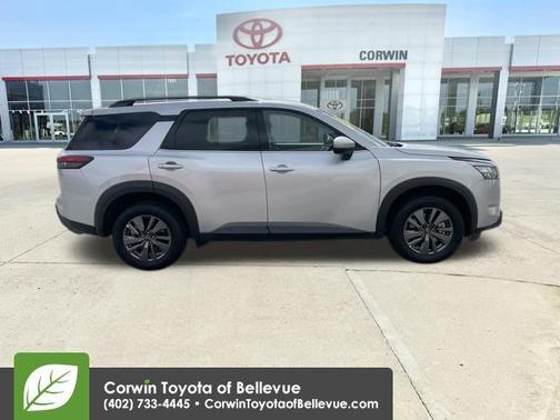 2024 Nissan Pathfinder SV 4WD