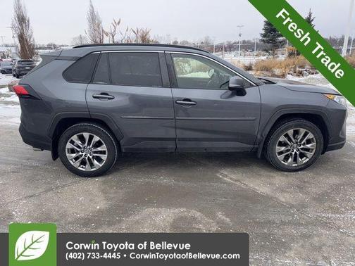 2020 Toyota RAV4 XLE Premium