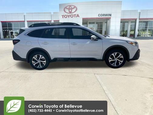 Crystal White Pearl 2021 Subaru Outback Limited
