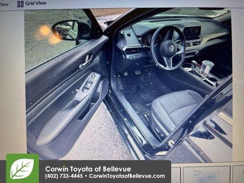 Super Black Clearcoat 2025 Nissan Altima 2.5 SV