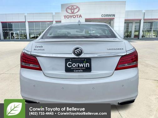 White Frost Tricoat 2016 Buick LaCrosse Leather