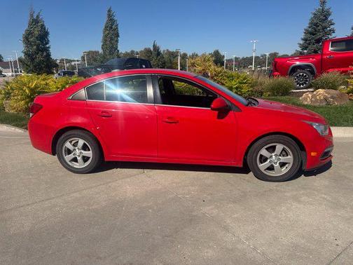 Red Hot 2016 Chevrolet Cruze Limited 1LT