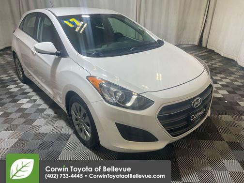 2017 Hyundai Elantra GT Base