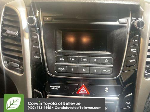 2017 Hyundai Elantra GT Base