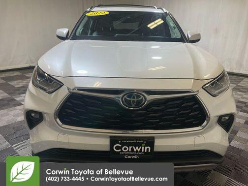 2022 Toyota Highlander Platinum
