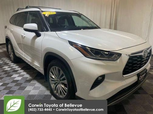 2022 Toyota Highlander Platinum