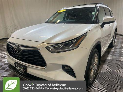 2022 Toyota Highlander Platinum