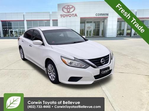 Glacier White 2018 Nissan Altima 2.5 S