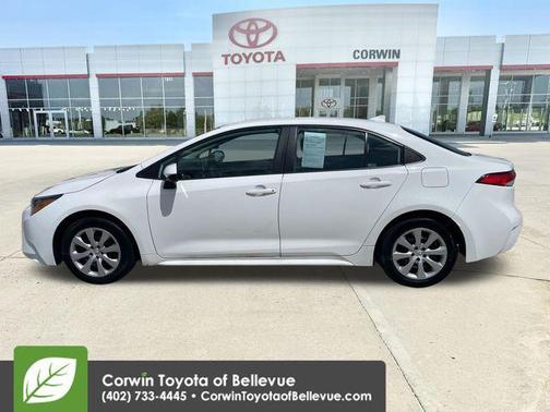 White 2020 Toyota Corolla LE