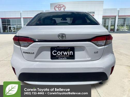 White 2020 Toyota Corolla LE