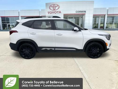 2022 Kia Seltos Nightfall