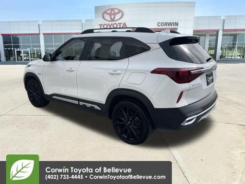 2022 Kia Seltos Nightfall