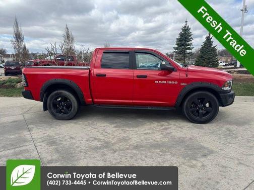 Flame Red Clearcoat 2019 RAM 1500 Classic Warlock Crew Cab 4x4 5'7' Box