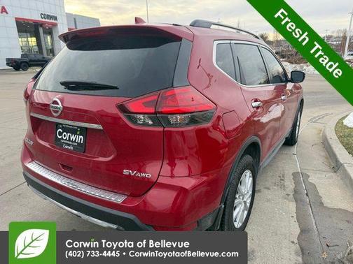 2017 Nissan Rogue SV