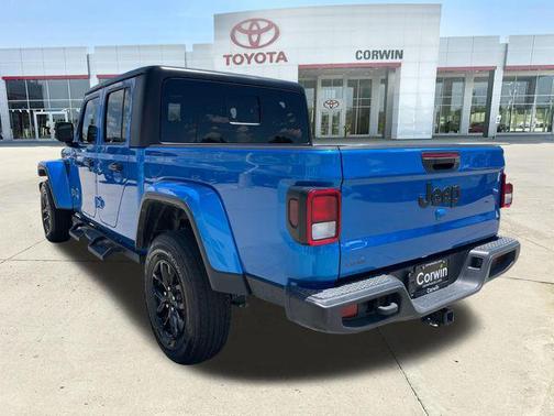 Hydro Blue Pearlcoat 2023 Jeep Gladiator Sport S