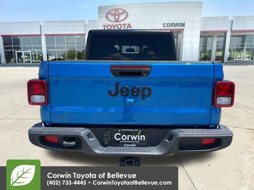 Hydro Blue Pearlcoat 2023 Jeep Gladiator Sport S