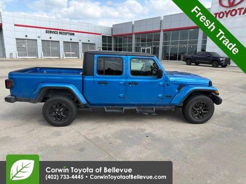 Hydro Blue Pearlcoat 2023 Jeep Gladiator Sport S