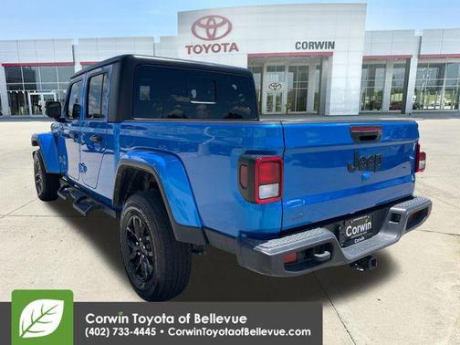 Hydro Blue Pearlcoat 2023 Jeep Gladiator Sport S