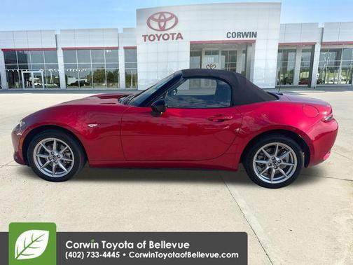 Soul Red Metallic 2016 Mazda MX-5 Miata Sport