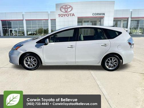 2013 Toyota Prius v 