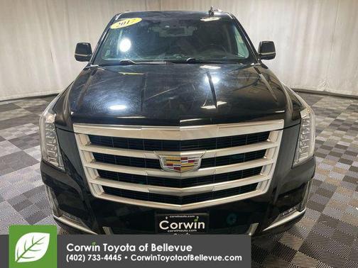 2017 Cadillac Escalade Luxury