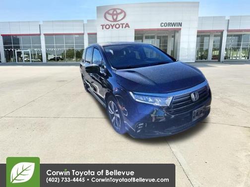 Crystal Black Pearl 2022 Honda Odyssey Touring