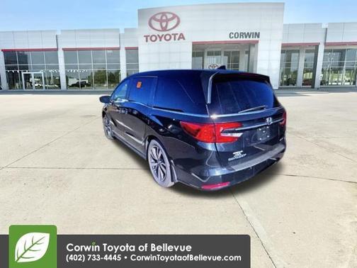 Crystal Black Pearl 2022 Honda Odyssey Touring