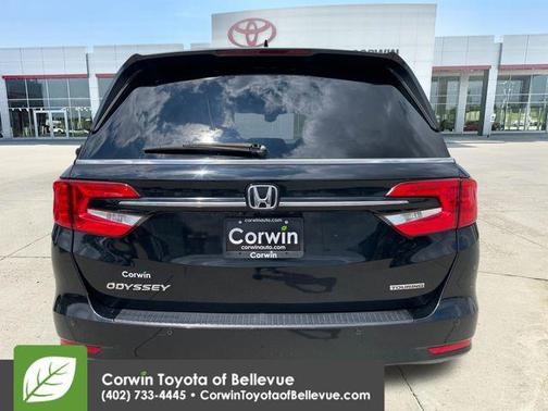 Crystal Black Pearl 2022 Honda Odyssey Touring