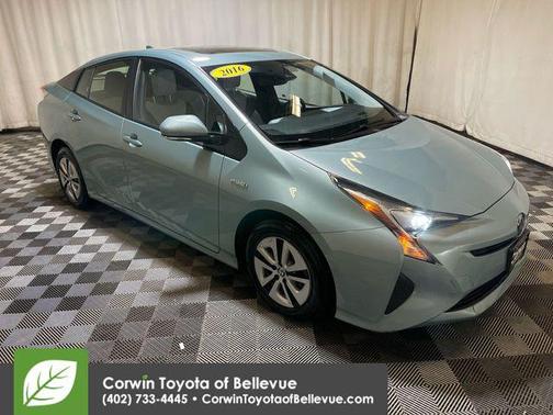 2016 Toyota Prius Four