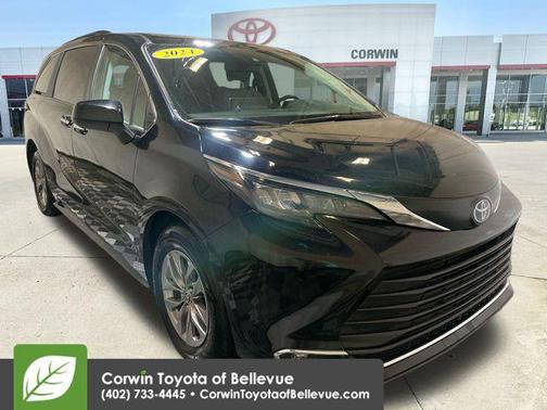 2024 Toyota Sienna XLE