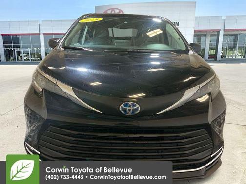 2024 Toyota Sienna XLE