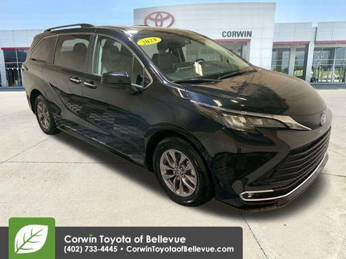 2024 Toyota Sienna XLE