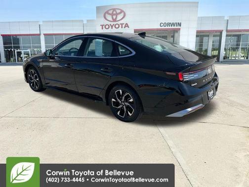 Abyss Black 2025 Hyundai SONATA SEL