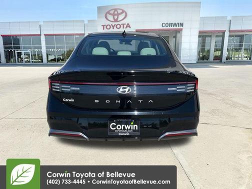 Abyss Black 2025 Hyundai SONATA SEL