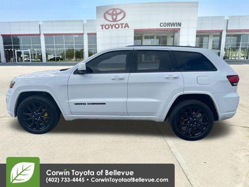 Bright White Clearcoat 2019 Jeep Grand Cherokee Altitude