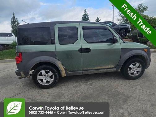 Galapagos Green Metallic 2004 Honda Element EX