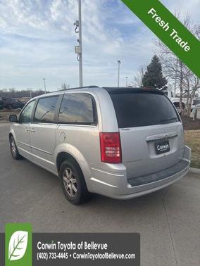 2010 Chrysler Town & Country Touring