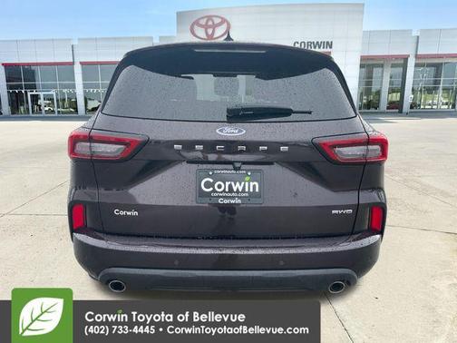Cinnabar Red Metallic Premium Colorant 2023 Ford Escape ST-Line