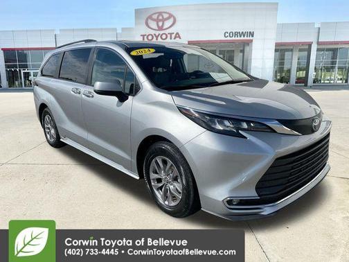 2024 Toyota Sienna XLE