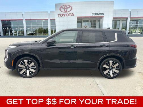 Black Diamond 2025 Mitsubishi Outlander SE