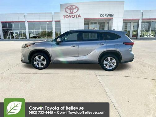 2023 Toyota Highlander LE