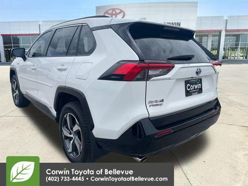 Super White 2021 Toyota RAV4 Prime SE