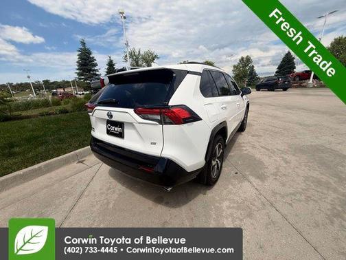 Super White 2021 Toyota RAV4 Prime SE