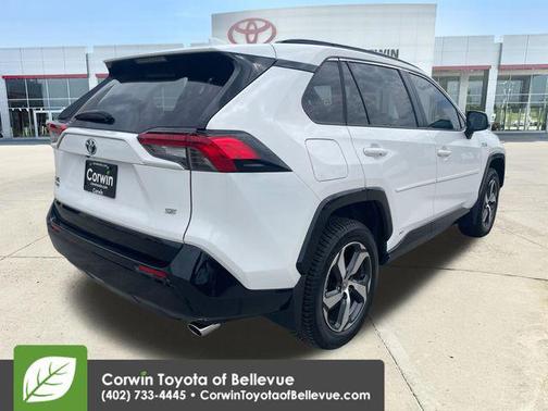 Super White 2021 Toyota RAV4 Prime SE