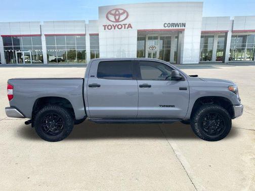 Cement 2020 Toyota Tundra SR5