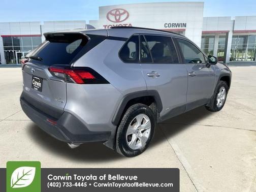 2020 Toyota RAV4 Hybrid LE