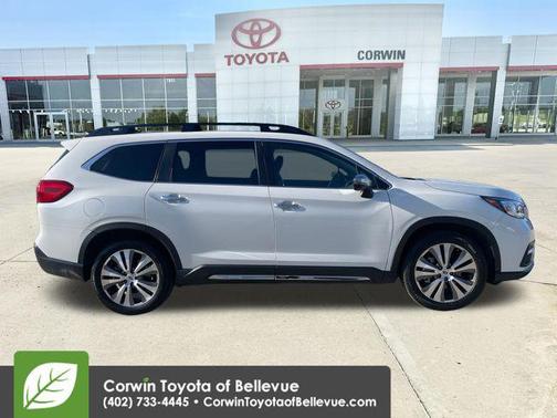 Crystal White Pearl 2022 Subaru Ascent Touring 7-Passenger