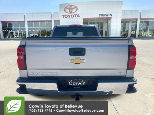 Silver Ice Metallic 2018 Chevrolet Silverado 1500 1LT