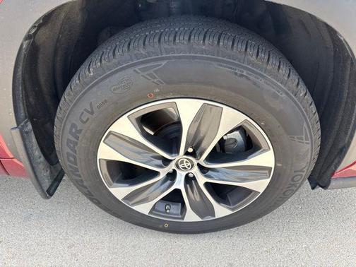 Ruby Flare Pearl 2022 Toyota Highlander XLE
