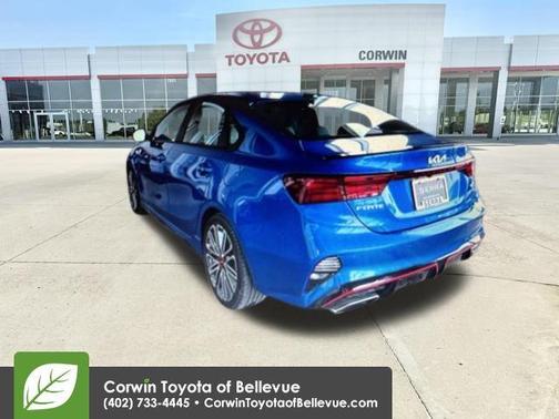 Sporty Blue 2023 Kia Forte GT